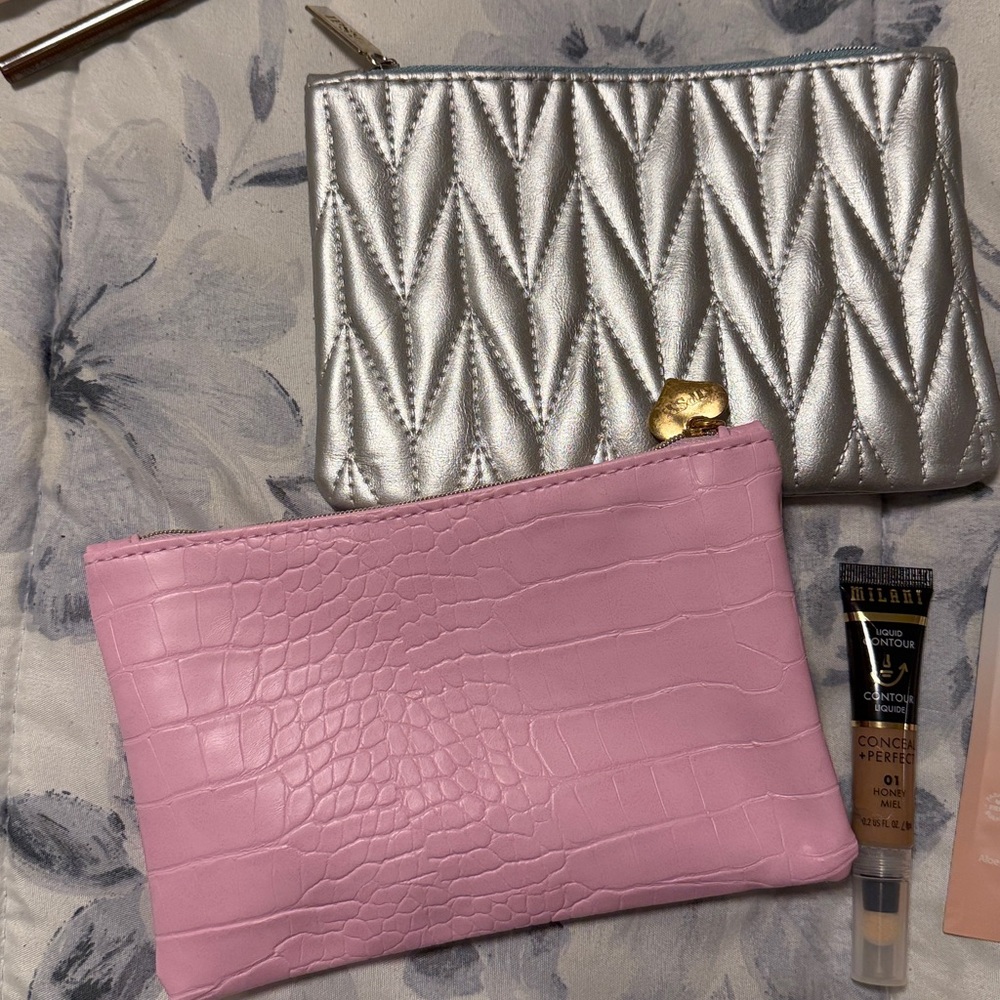 LOT of 2 Ipsy Bags and makeup, perfume etc - Picture 3 of 5